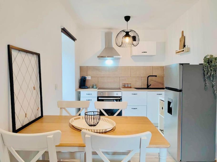 Le Rendez Vous - Parking Gratuit Apartman Carcassone Kültér fotó